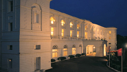 Oberoi Maidens Hotel