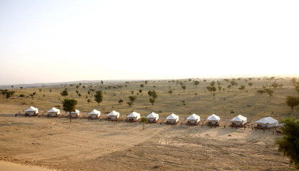 Desert Haveli Resort & Camp