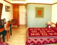 Guest Room - Hotel Paras Mahal