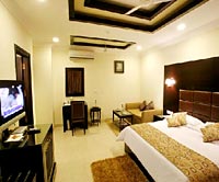 Guest Room - Hotel Parkland Kalkaji
