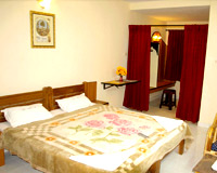Guest Room - Hotel Raahat Inn