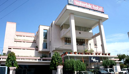 Inderlok Hotel