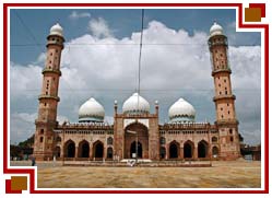 Taj-ul Masjid