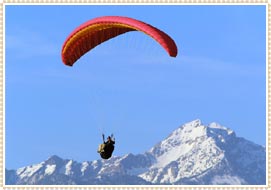 Paragliding in Nepal