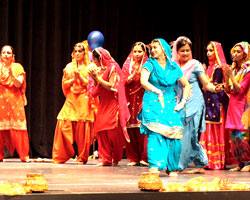 Giddha Dance