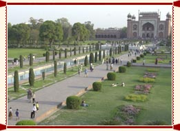 Taj Mahal Garden