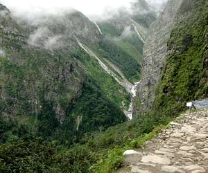 Hemkund Sahib, Chamoli