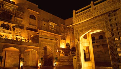Narayan Niwas Palace