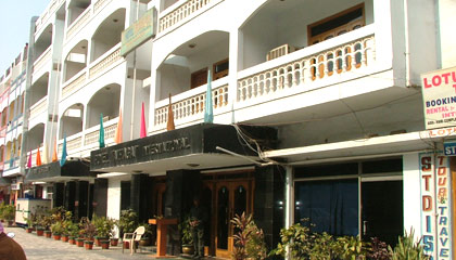 Hotel Tathagat International