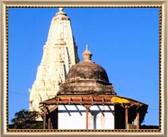 Walkeshwar Temple